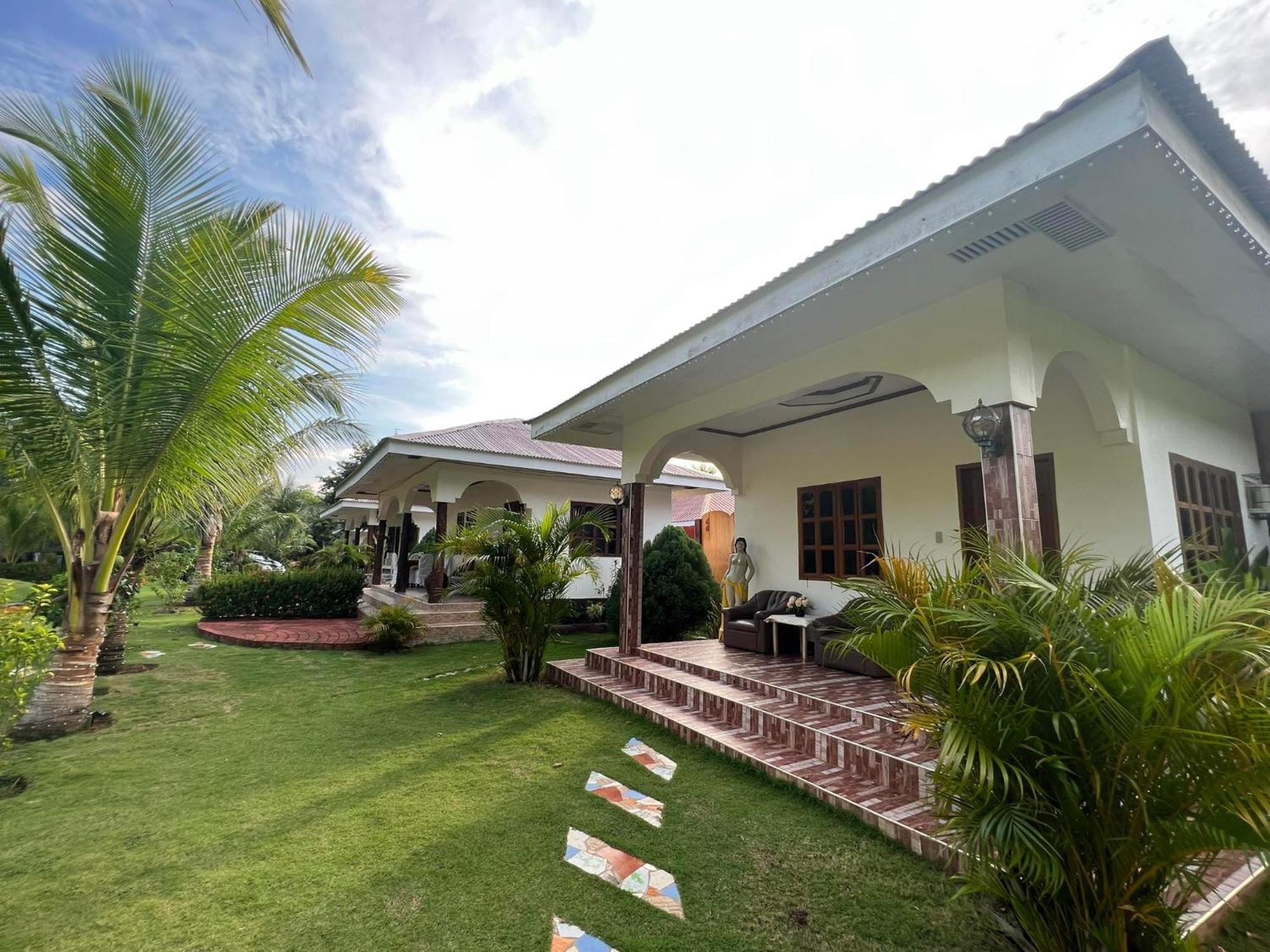 E&N Paradise Island Resort Сикиджор Стая снимка