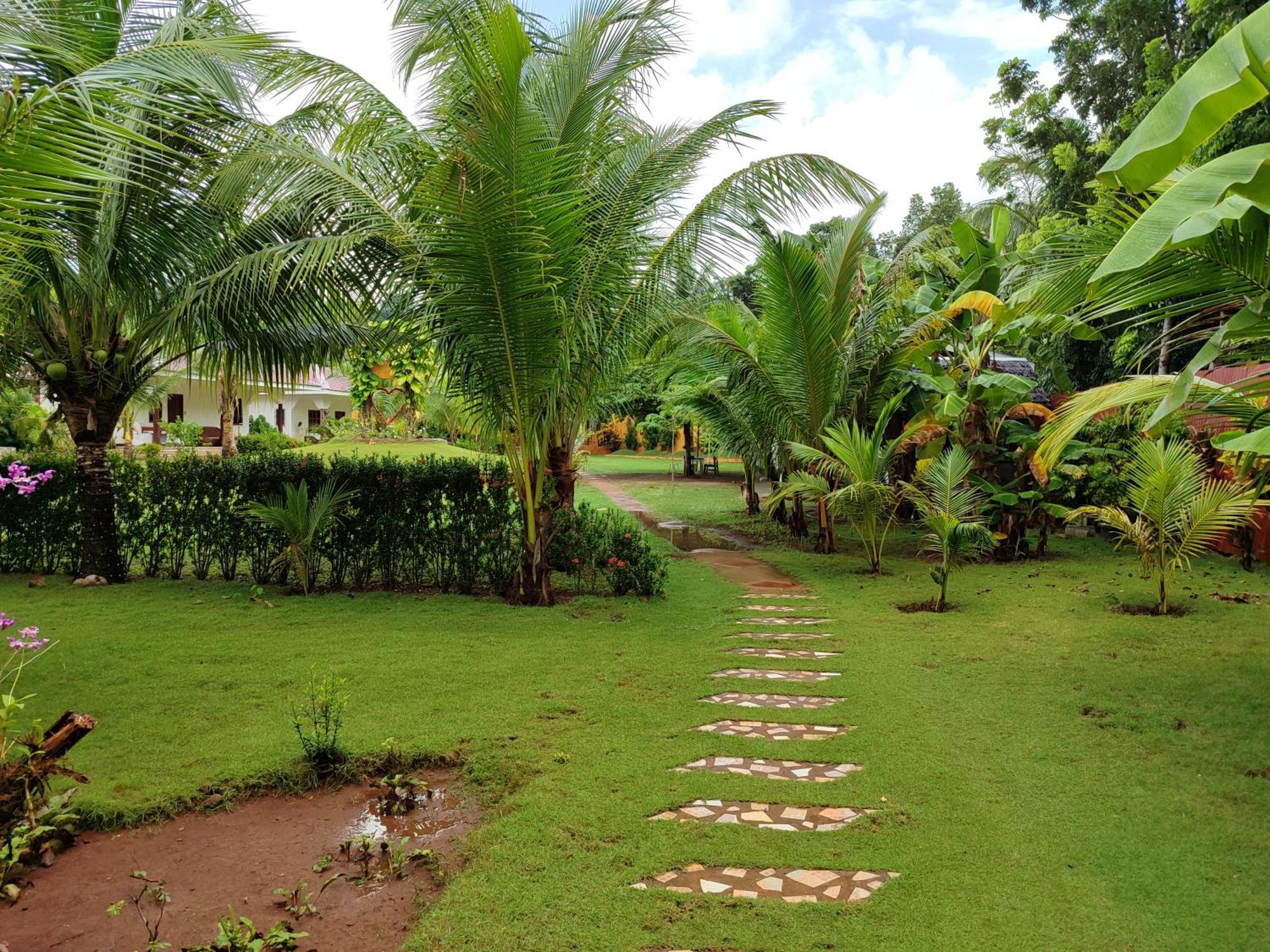 E&N Paradise Island Resort Сикиджор Стая снимка
