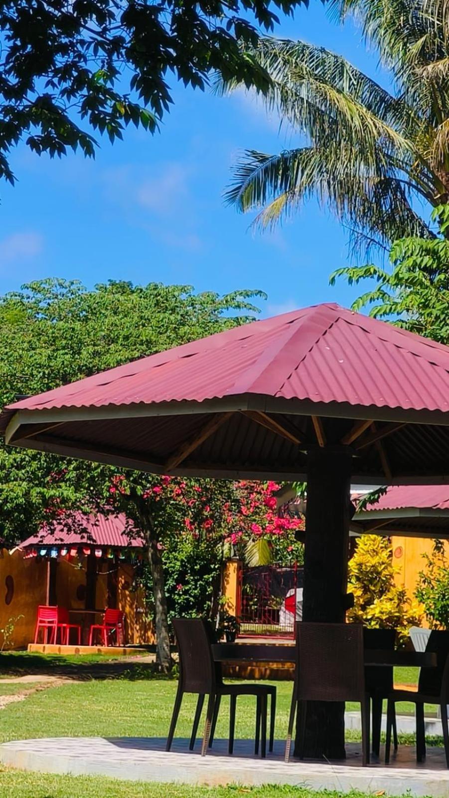 E&N Paradise Island Resort Сикиджор Екстериор снимка